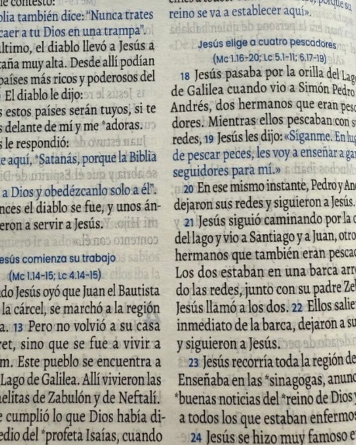 Biblia TLA, Sentipiel, Mujer Ejemplar, Manual, con Cierre - Imagen 3