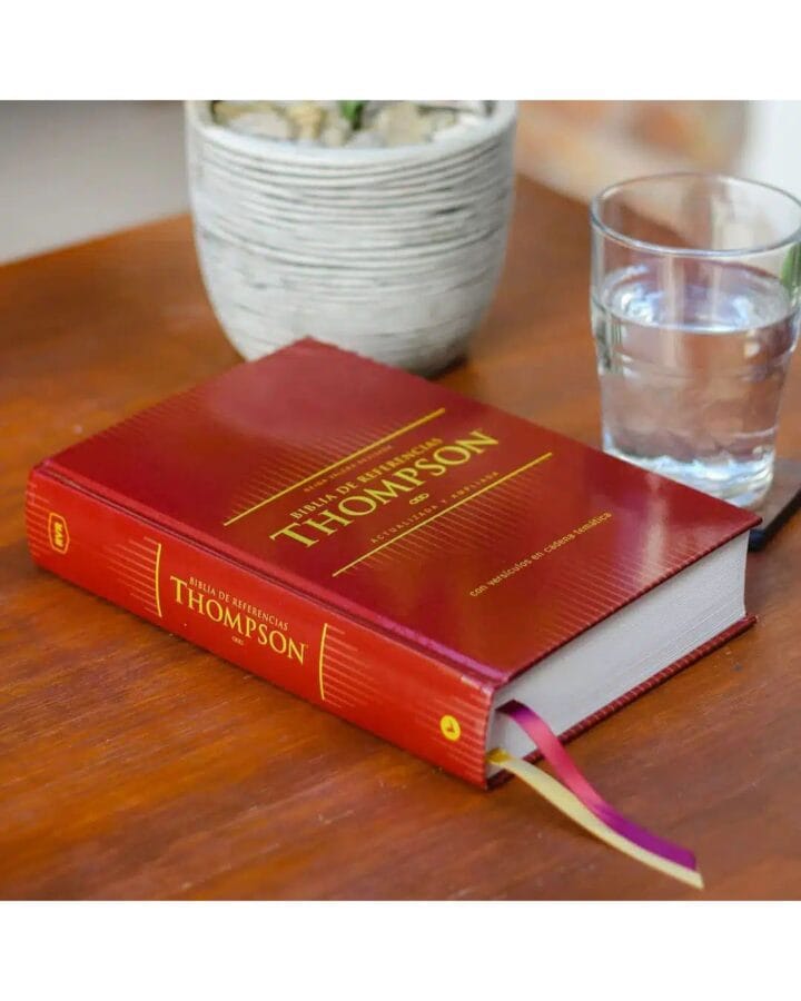 Biblia de Referencia Thompson Actualizada y Ampliada, Reina Valera 1960, Tapa Dura - Imagen 4