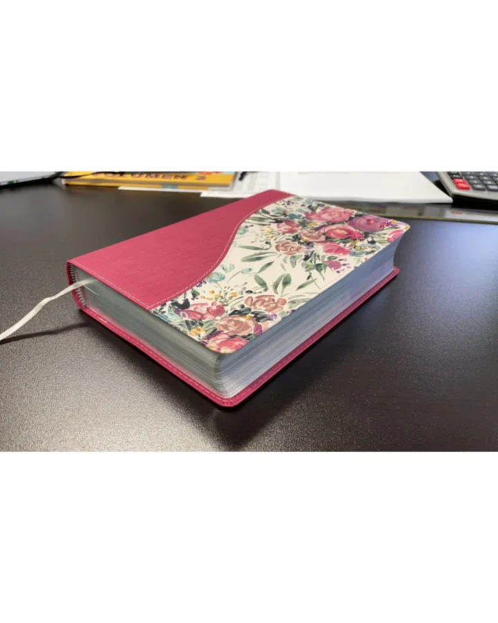 Biblia de una jóven conforme al corazón de Dios, Reina Valera 1960, Símil Piel, Grande - Imagen 3